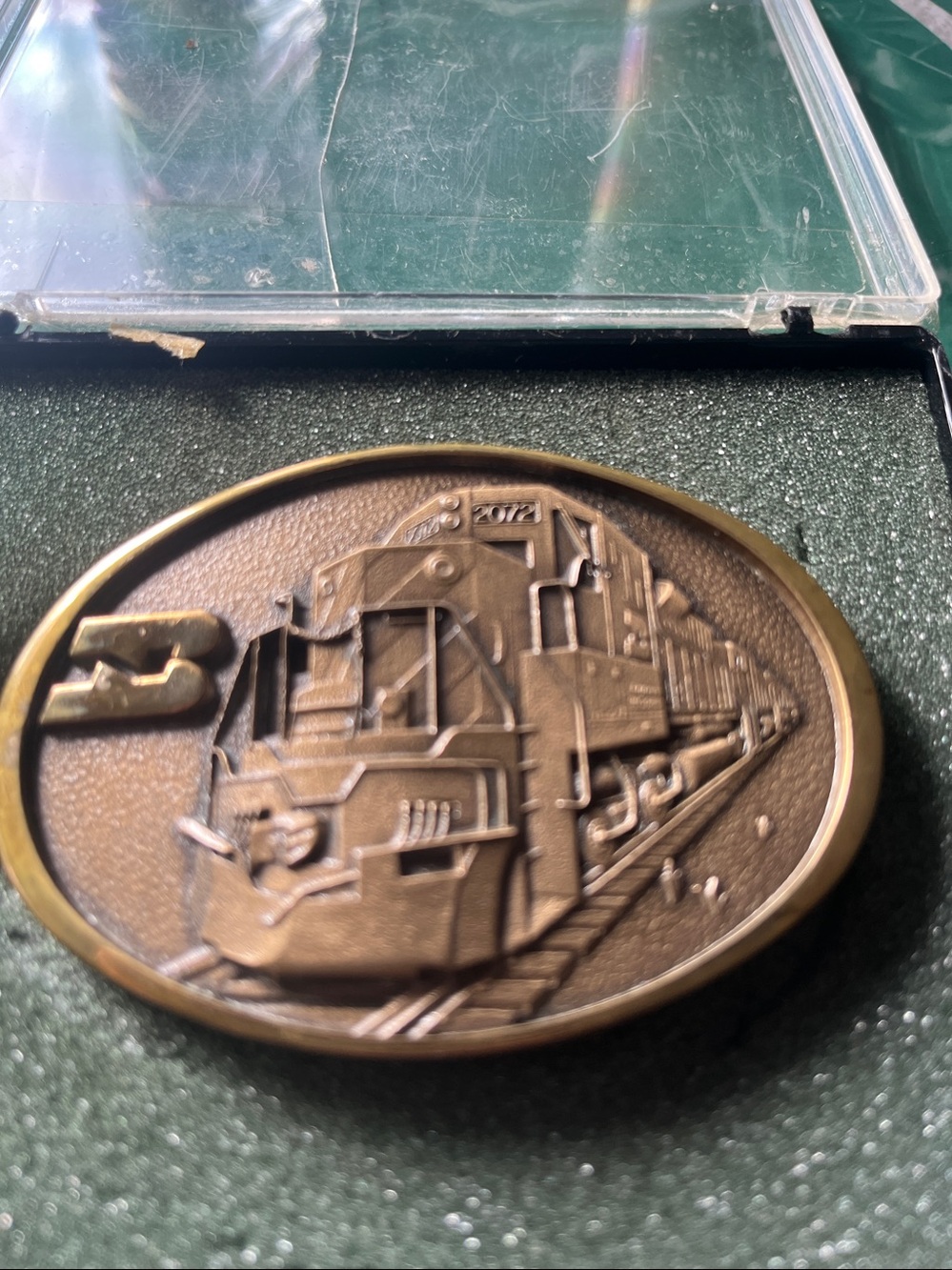 1981 Burlington Northern RR Engine 2072 Brass Buckle